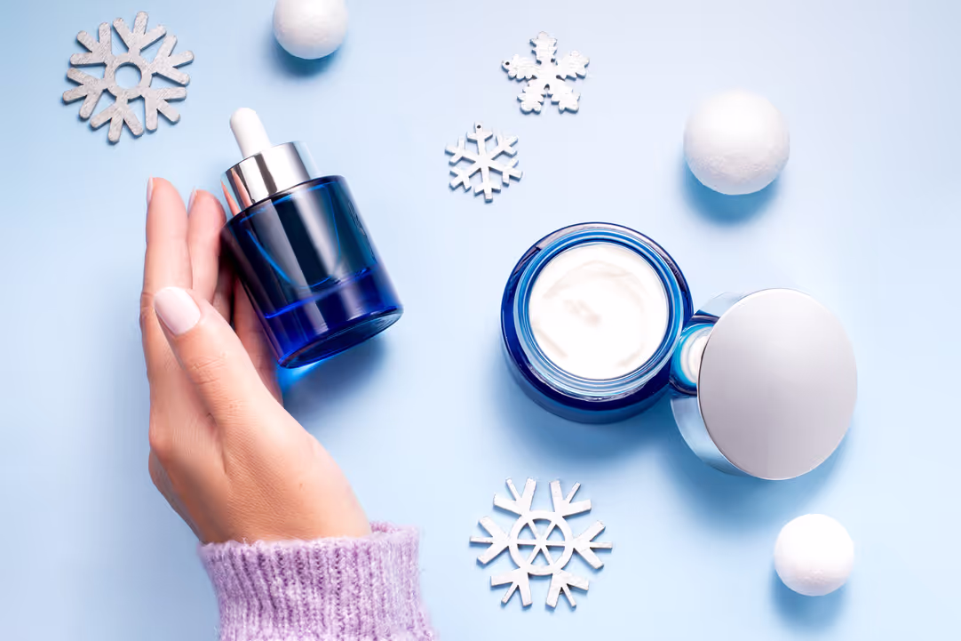 675037bb257ed13034df3591_winter-skincare-beauty-concept-with-woman-hands-ho-2024-10-21-16-13-00-utc (1) (1)